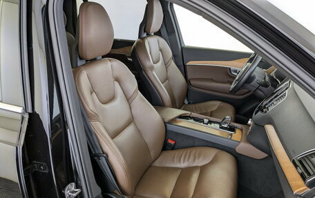 Volvo XC90 II рестайлинг, 2021 год, 4 650 000 рублей, 24 фотография