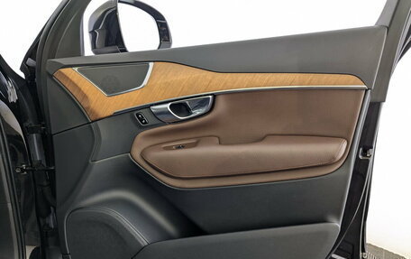 Volvo XC90 II рестайлинг, 2021 год, 4 650 000 рублей, 25 фотография
