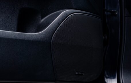 Toyota Land Cruiser 200, 2019 год, 7 490 000 рублей, 16 фотография