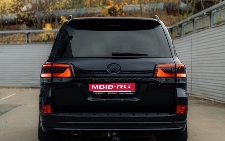 Toyota Land Cruiser 200, 2019 год, 7 490 000 рублей, 9 фотография