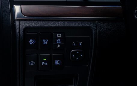 Toyota Land Cruiser 200, 2019 год, 7 490 000 рублей, 17 фотография