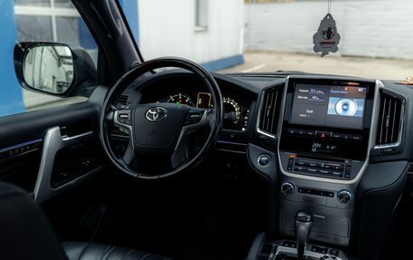 Toyota Land Cruiser 200, 2019 год, 7 490 000 рублей, 25 фотография