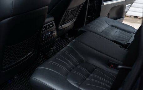 Toyota Land Cruiser 200, 2019 год, 7 490 000 рублей, 30 фотография