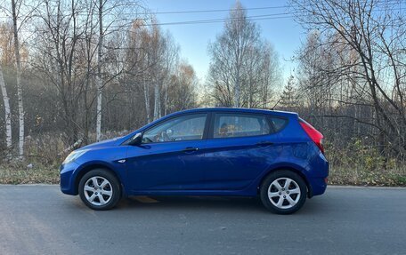 Hyundai Solaris II рестайлинг, 2011 год, 460 000 рублей, 5 фотография