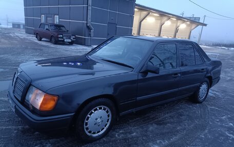 Mercedes-Benz W124, 1987 год, 750 000 рублей, 2 фотография