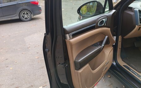 Porsche Cayenne III, 2016 год, 2 650 000 рублей, 8 фотография