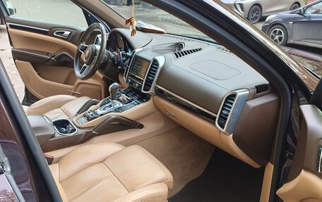Porsche Cayenne III, 2016 год, 2 650 000 рублей, 11 фотография