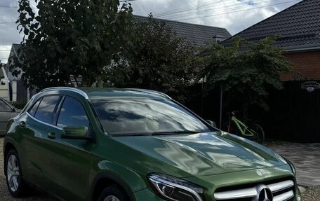 Mercedes-Benz GLA, 2016 год, 1 750 000 рублей, 2 фотография
