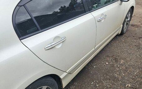 Honda Civic VIII, 2010 год, 700 000 рублей, 4 фотография
