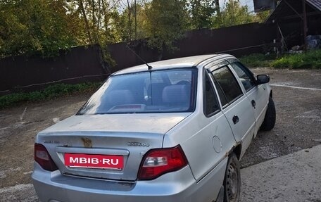 Daewoo Nexia I рестайлинг, 2010 год, 68 000 рублей, 4 фотография