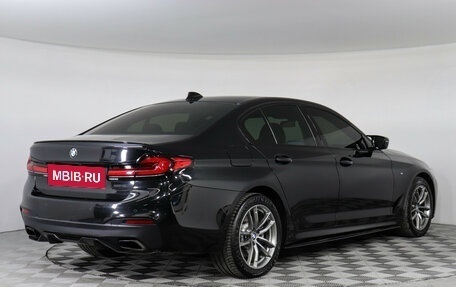 BMW 5 серия, 2020 год, 4 200 000 рублей, 2 фотография