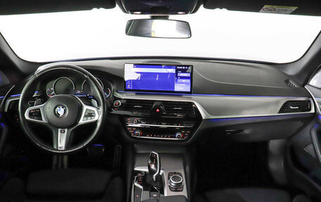 BMW 5 серия, 2020 год, 4 200 000 рублей, 10 фотография