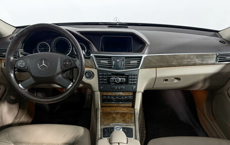 Mercedes-Benz E-Класс, 2010 год, 1 225 000 рублей, 14 фотография