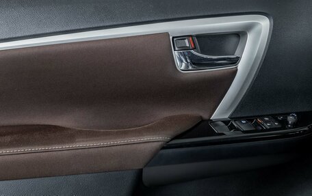 Toyota Fortuner II, 2019 год, 3 204 000 рублей, 12 фотография