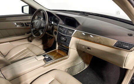 Mercedes-Benz E-Класс, 2010 год, 1 225 000 рублей, 13 фотография