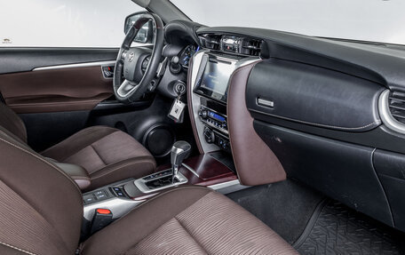 Toyota Fortuner II, 2019 год, 3 204 000 рублей, 9 фотография