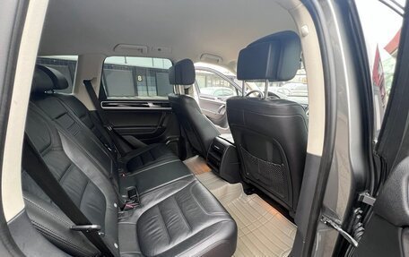 Volkswagen Touareg III, 2017 год, 3 620 000 рублей, 16 фотография