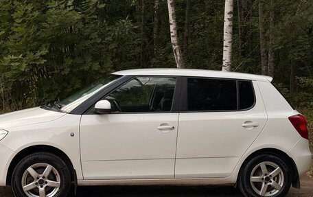 Skoda Fabia II, 2010 год, 630 000 рублей, 2 фотография
