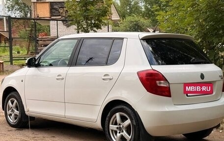 Skoda Fabia II, 2010 год, 630 000 рублей, 3 фотография