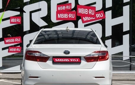 Toyota Camry, 2014 год, 1 633 000 рублей, 4 фотография