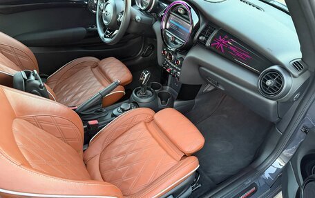 MINI Cabrio, 2019 год, 3 650 000 рублей, 15 фотография