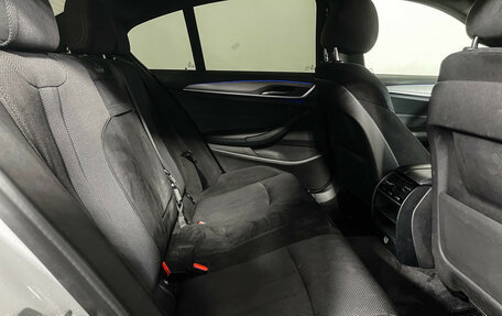BMW 5 серия, 2018 год, 3 197 000 рублей, 14 фотография