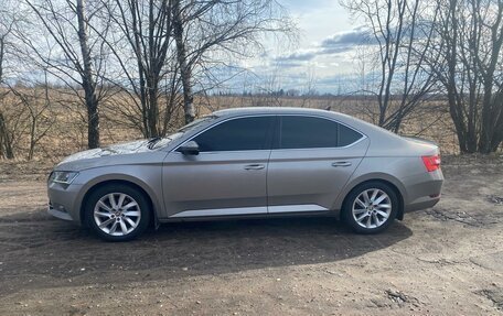 Skoda Superb III рестайлинг, 2015 год, 1 430 000 рублей, 1 фотография