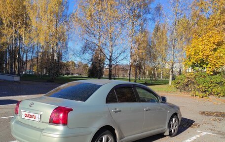 Toyota Avensis III рестайлинг, 2004 год, 313 900 рублей, 3 фотография