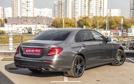 Mercedes-Benz E-Класс, 2017 год, 3 398 000 рублей, 5 фотография