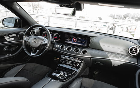Mercedes-Benz E-Класс, 2017 год, 3 398 000 рублей, 11 фотография