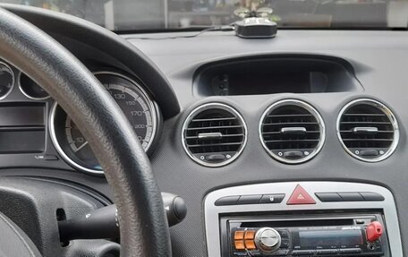 Peugeot 408 I рестайлинг, 2014 год, 850 000 рублей, 17 фотография