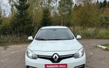 Renault Fluence I, 2015 год, 665 000 рублей, 1 фотография