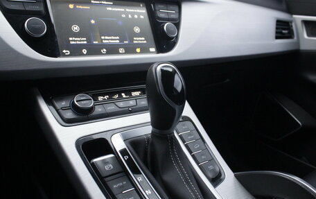 Geely Atlas I, 2018 год, 1 695 000 рублей, 16 фотография