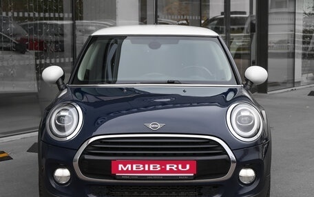 MINI Hatch, 2018 год, 1 898 000 рублей, 2 фотография