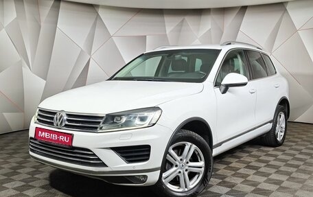 Volkswagen Touareg III, 2015 год, 2 595 000 рублей, 1 фотография