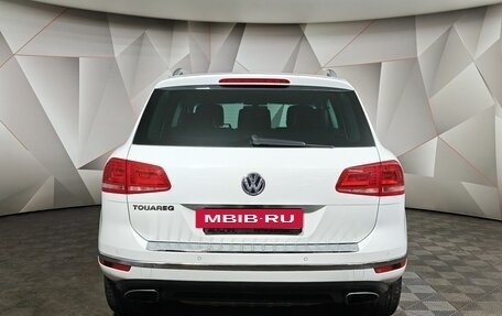 Volkswagen Touareg III, 2015 год, 2 595 000 рублей, 8 фотография