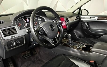 Volkswagen Touareg III, 2015 год, 2 595 000 рублей, 18 фотография