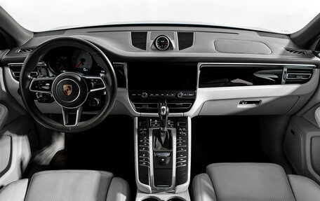 Porsche Macan I рестайлинг, 2019 год, 5 200 000 рублей, 17 фотография