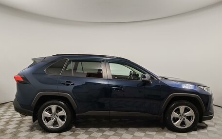 Toyota RAV4, 2020 год, 2 779 000 рублей, 4 фотография