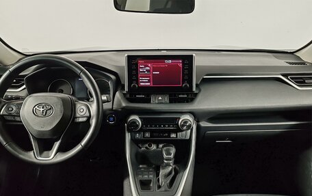 Toyota RAV4, 2020 год, 2 779 000 рублей, 14 фотография