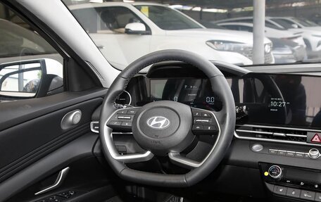 Hyundai Elantra, 2026 год, 1 990 000 рублей, 5 фотография