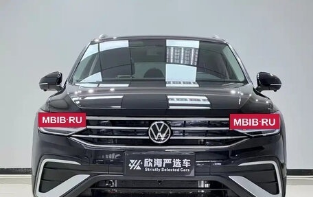 Volkswagen Tiguan II, 2023 год, 2 589 099 рублей, 2 фотография