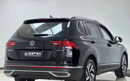 Volkswagen Tiguan II, 2023 год, 2 589 099 рублей, 6 фотография