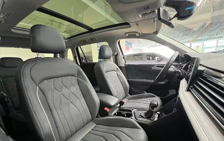 Volkswagen Tiguan II, 2023 год, 2 589 099 рублей, 20 фотография