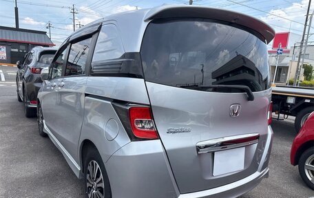 Honda Freed I, 2016 год, 856 000 рублей, 4 фотография