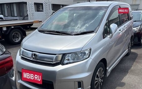 Honda Freed I, 2016 год, 856 000 рублей, 2 фотография