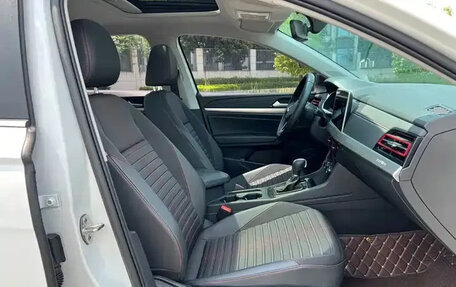 Volkswagen Lavida, 2023 год, 1 250 001 рублей, 12 фотография