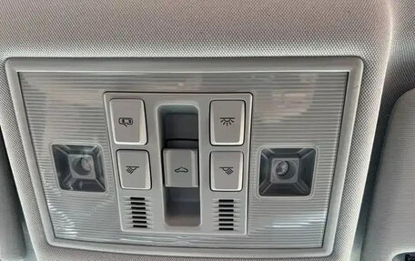 Volkswagen Lavida, 2023 год, 1 250 001 рублей, 10 фотография