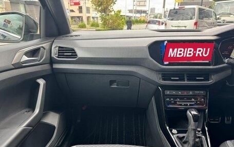 Volkswagen T-Cross I, 2022 год, 1 180 017 рублей, 10 фотография