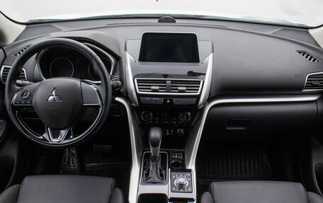 Mitsubishi Eclipse Cross, 2022 год, 2 020 000 рублей, 13 фотография